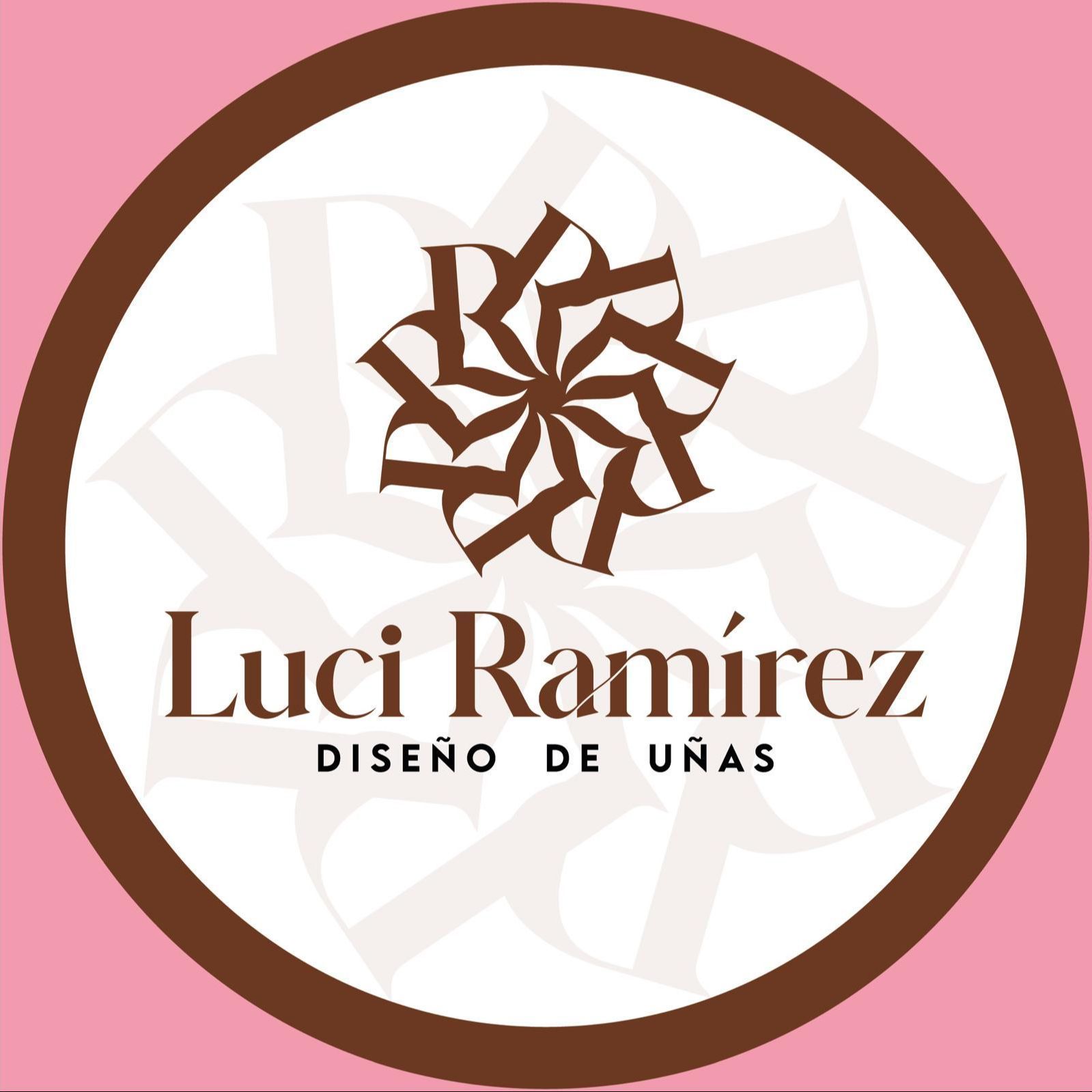 Luci Ramirez en MB Mas Bella, Carretera de Carmona, 5, 41008, Sevilla