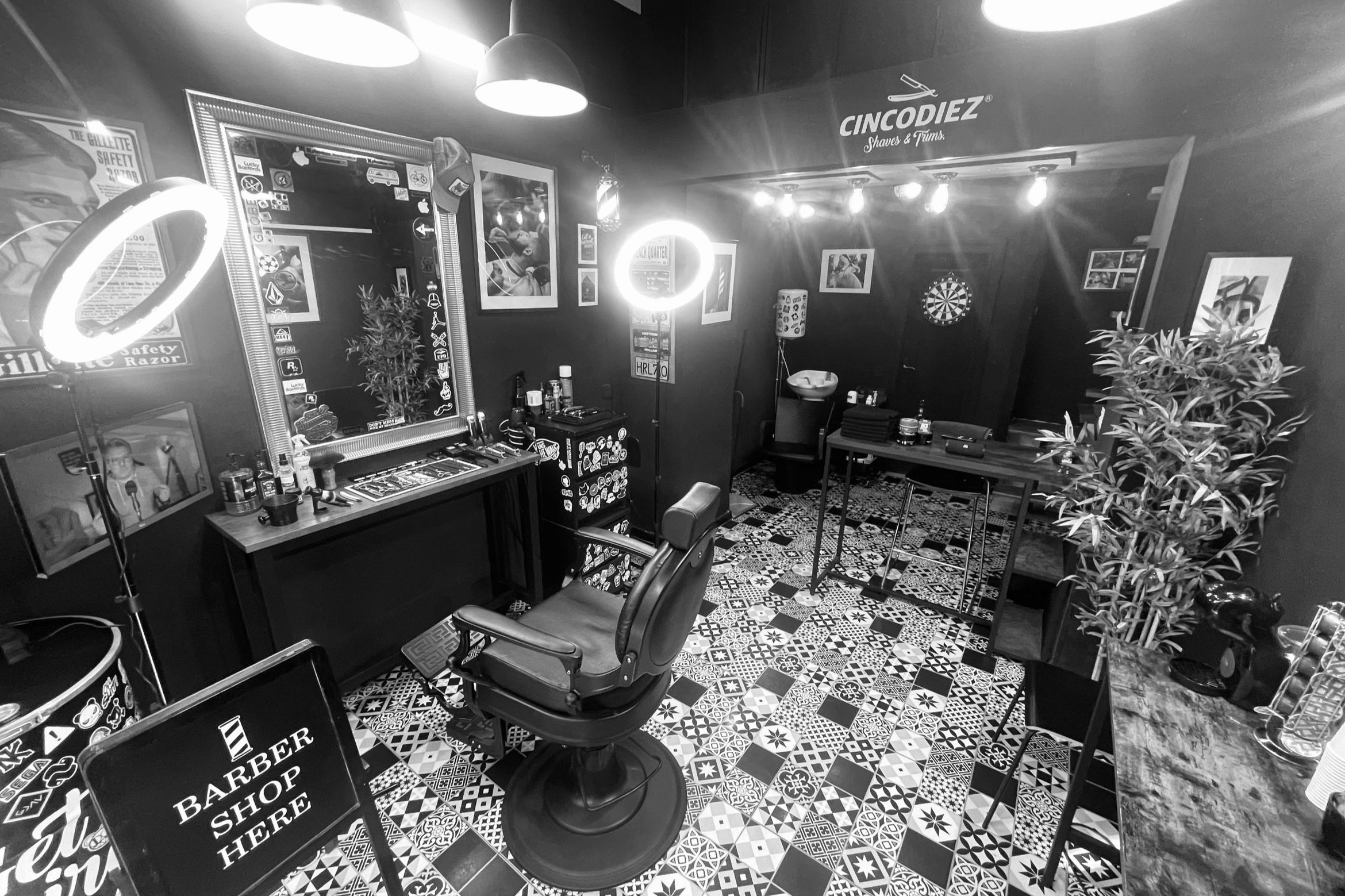 Cincodiez Barbershop - Barcelona - Book Online - Prices, Reviews, Photos