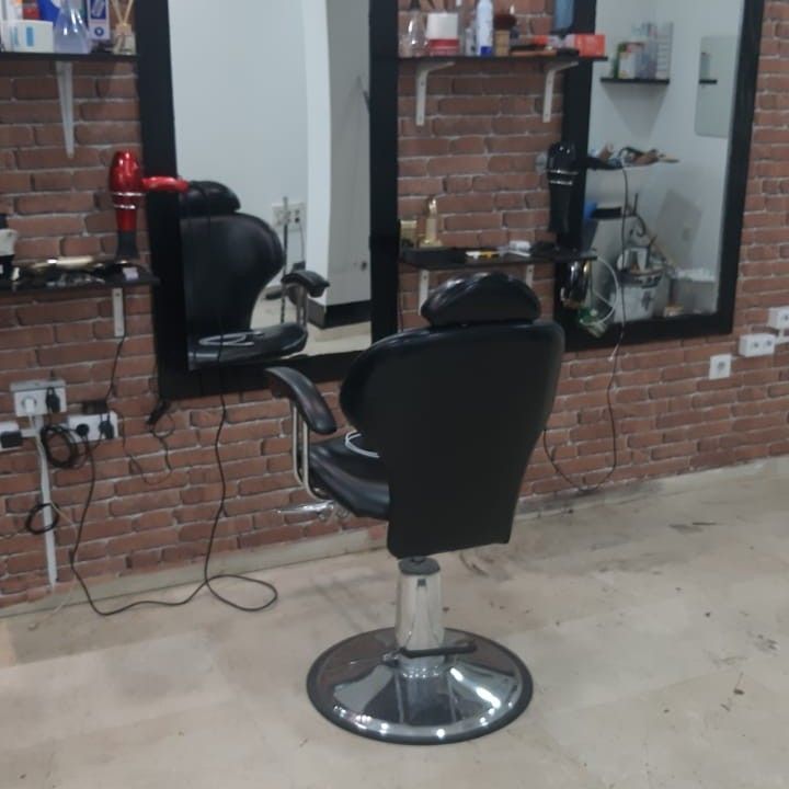 Barbershop Manuel, Doctor Jaimes Marcos, 03, 41009, Sevilla