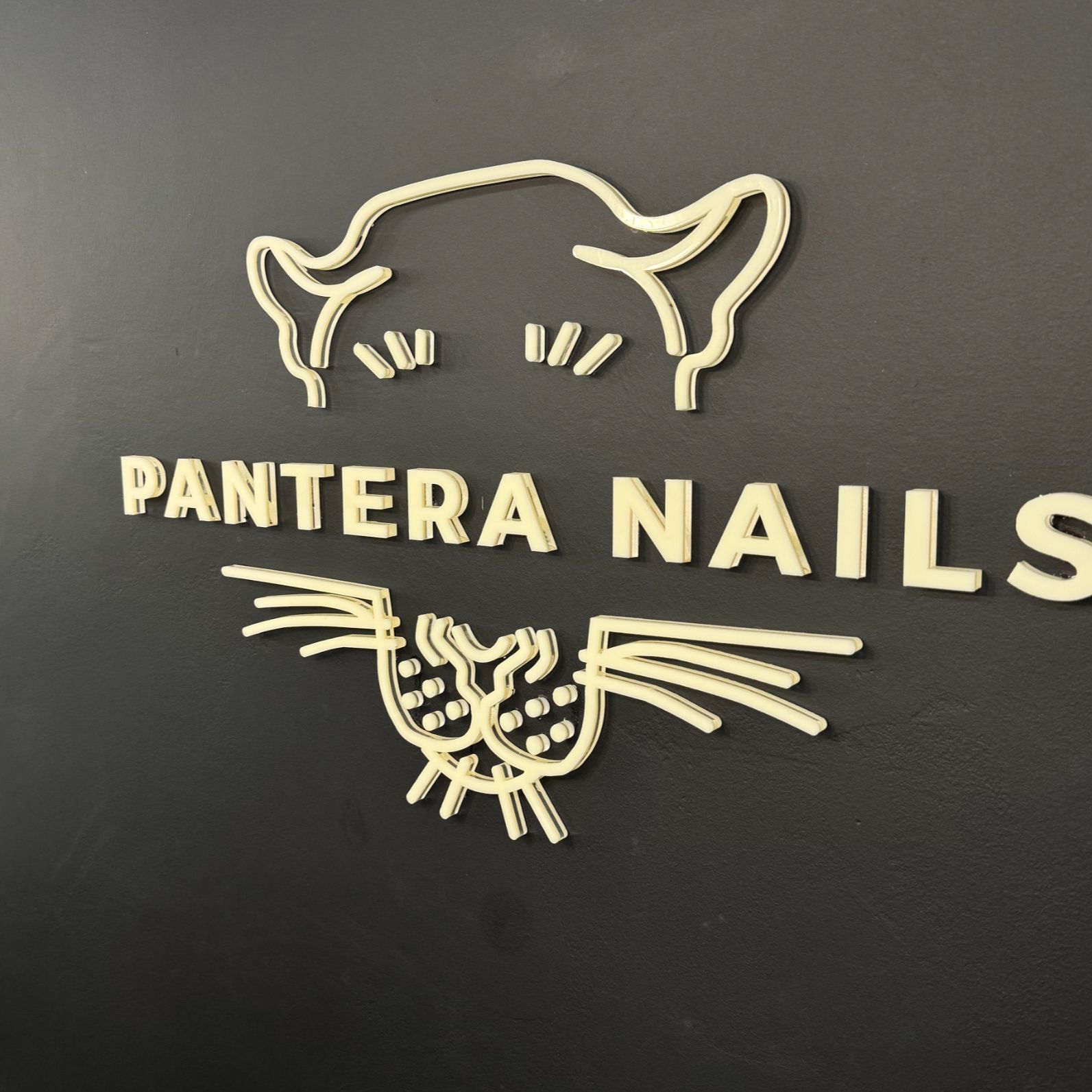 Pantera Nails Sabadell, Av. de la Concòrdia 15, 08206, Sabadell