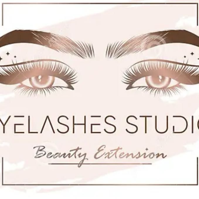 Eyelashes Studio, Calle Manuel Altolaguirre, 9, 41500, Alcalá de Guadaíra