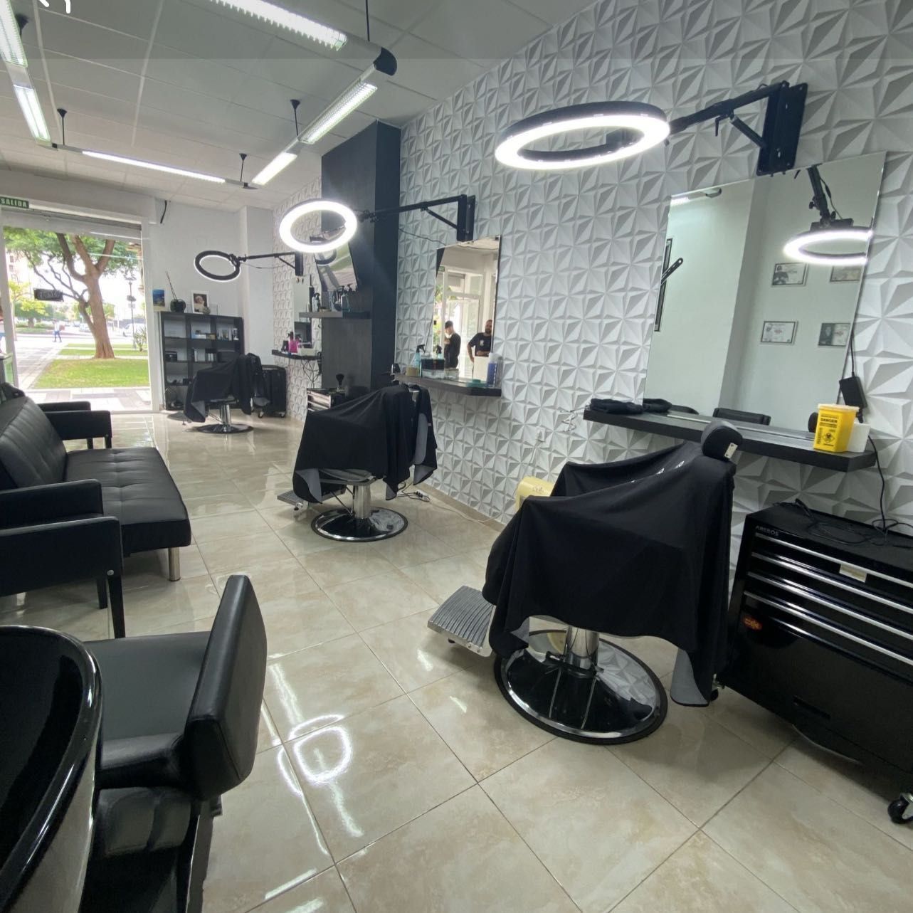 RepliK Hair Studio, Avenida Gregorio Prieto, 3, 29010, Málaga