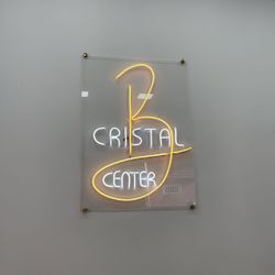 Cristal Beauty Center, Calle Martínez de la Riva 47, 28053, Madrid