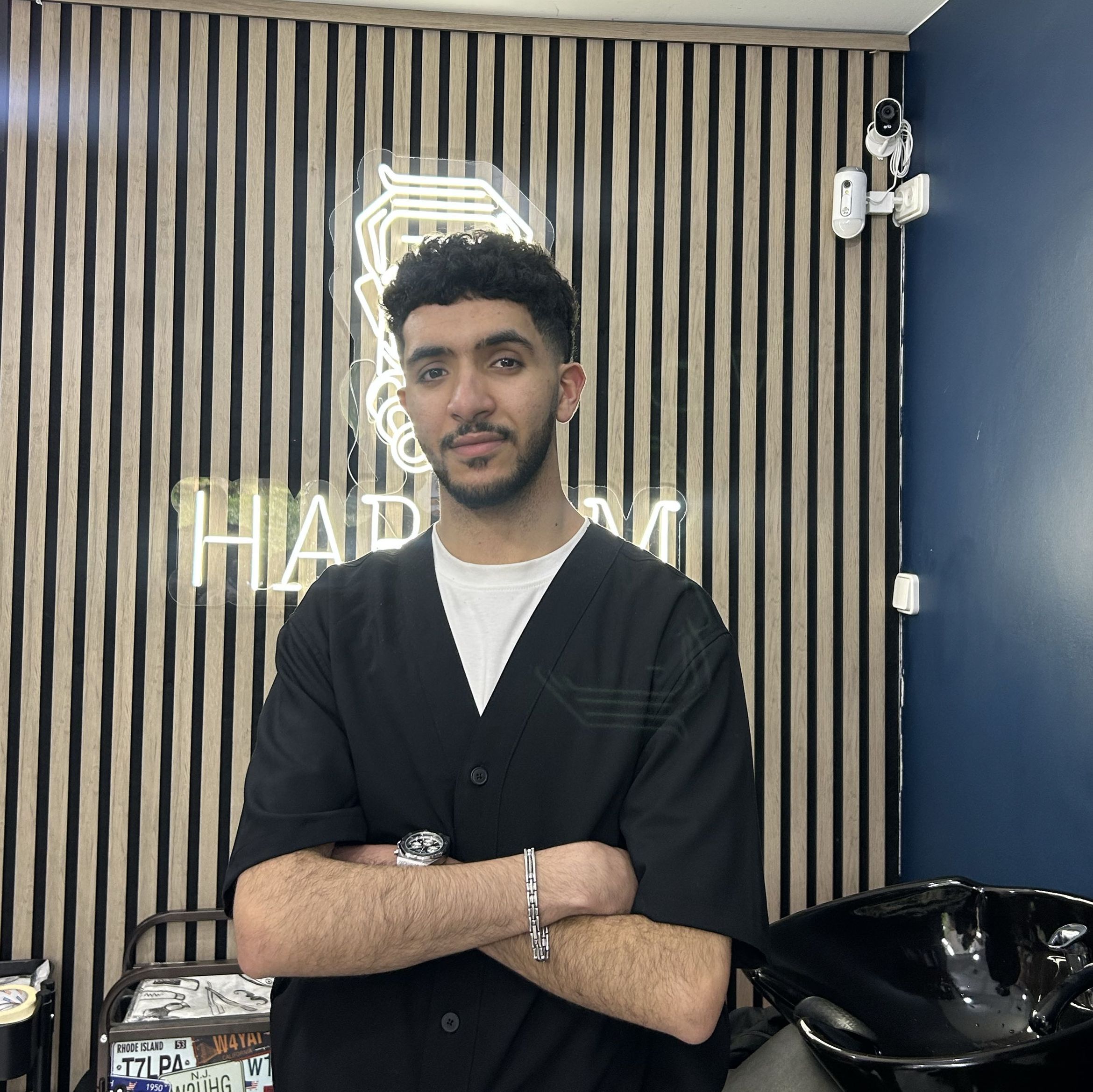 Barbero Simo - Harlem Maestros Barberos