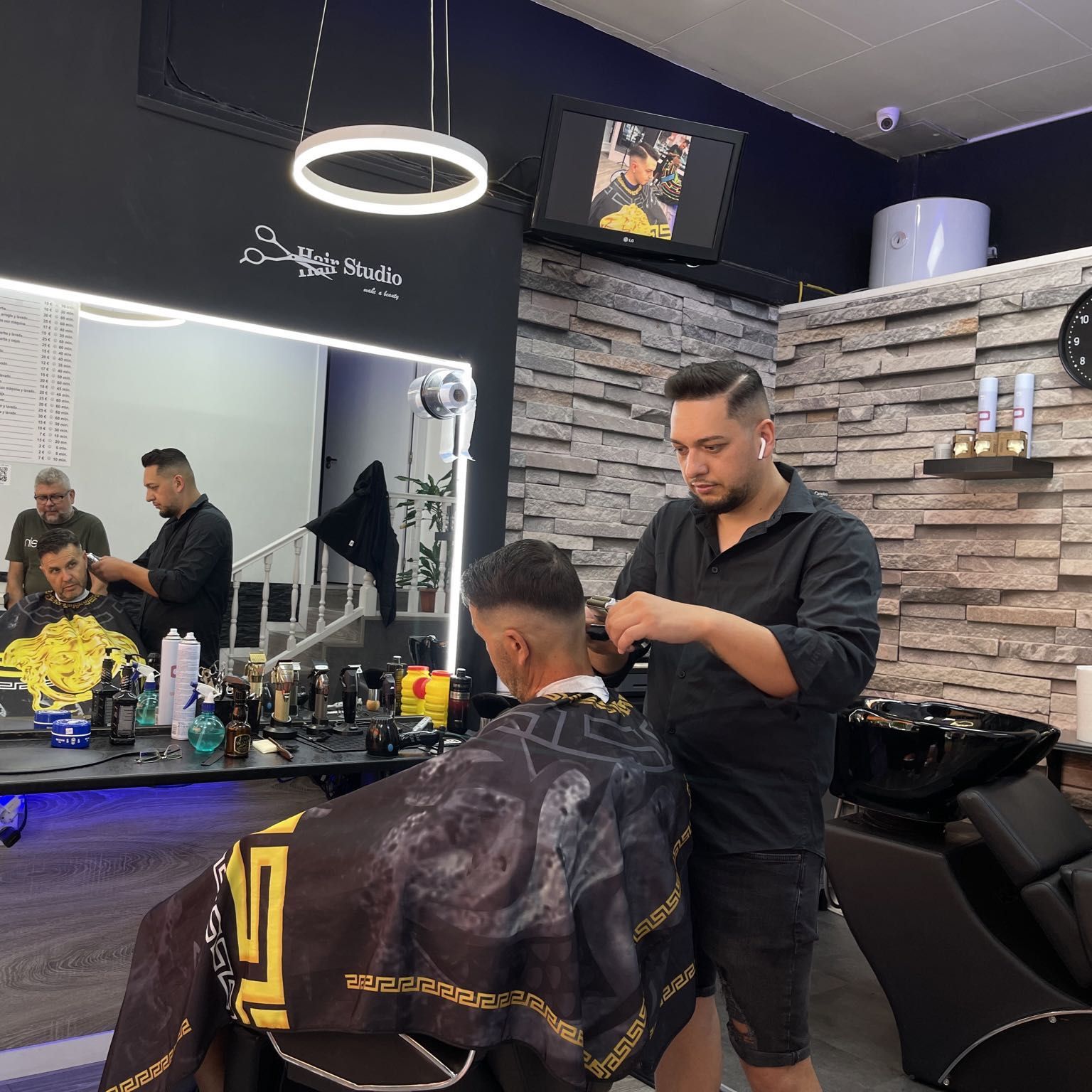 Peluqueria barberia cristian, Zaragoza 3, 28830, San Fernando de Henares