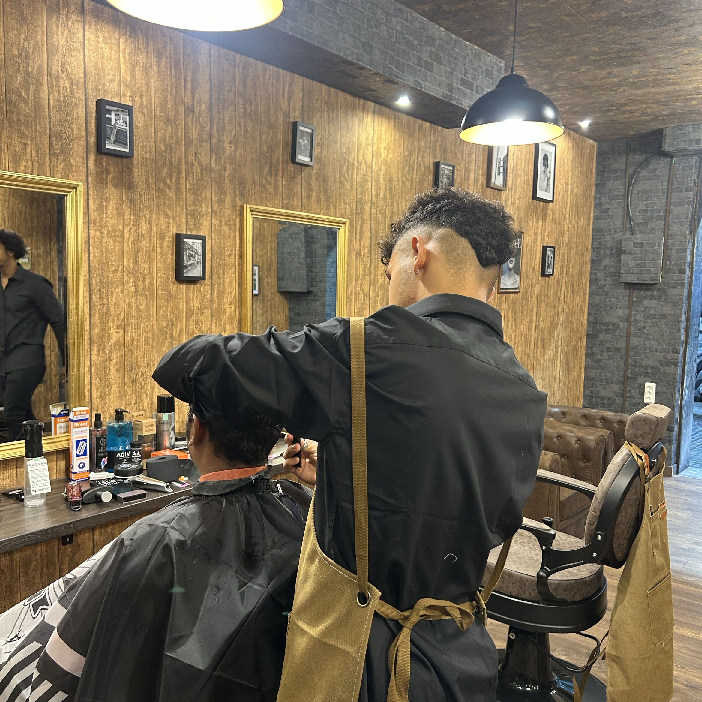 Barber Shop By Solina, Carrer de Joan Güell, 159, 08028, Barcelona