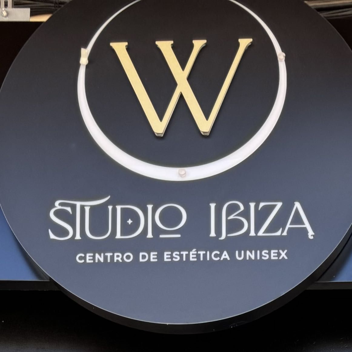 W Studio Ibiza, Avinguda d'Espanya 91, 07800, Eivissa