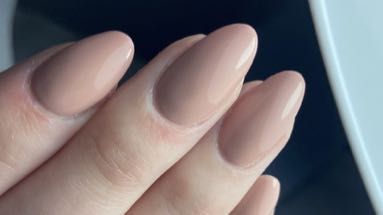 Pose d'ongles américains sur Le Mans