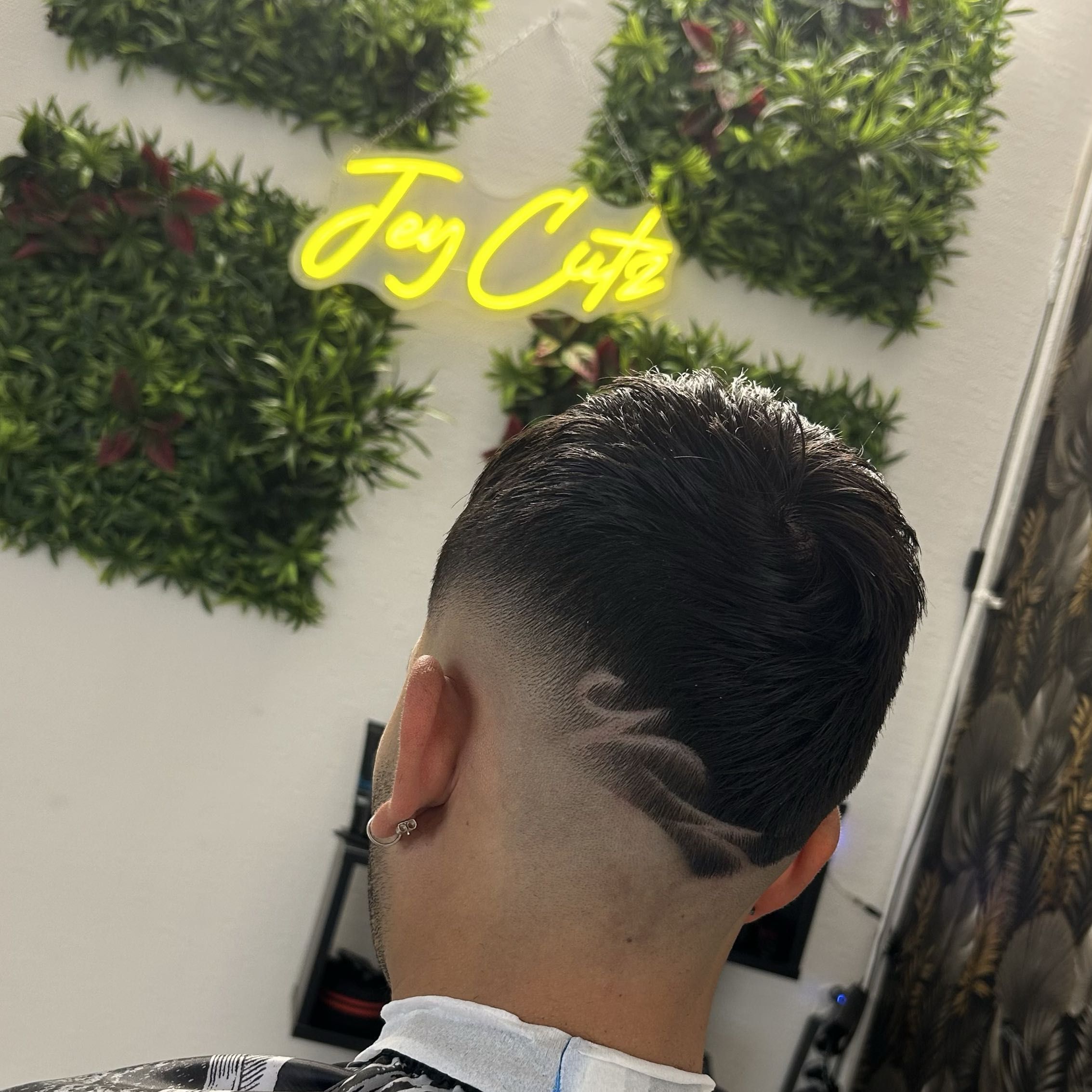 Jey Cutz, 101 rue pierre audry, 69009, Lyon, Lyon 9ème