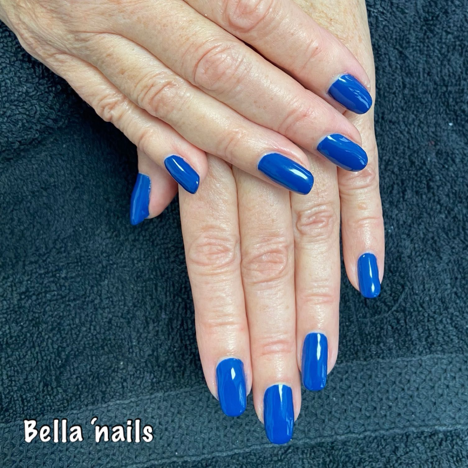 Bella’nails, 21 Rue du Docteur Barbaroux, 21, 83170, Brignoles