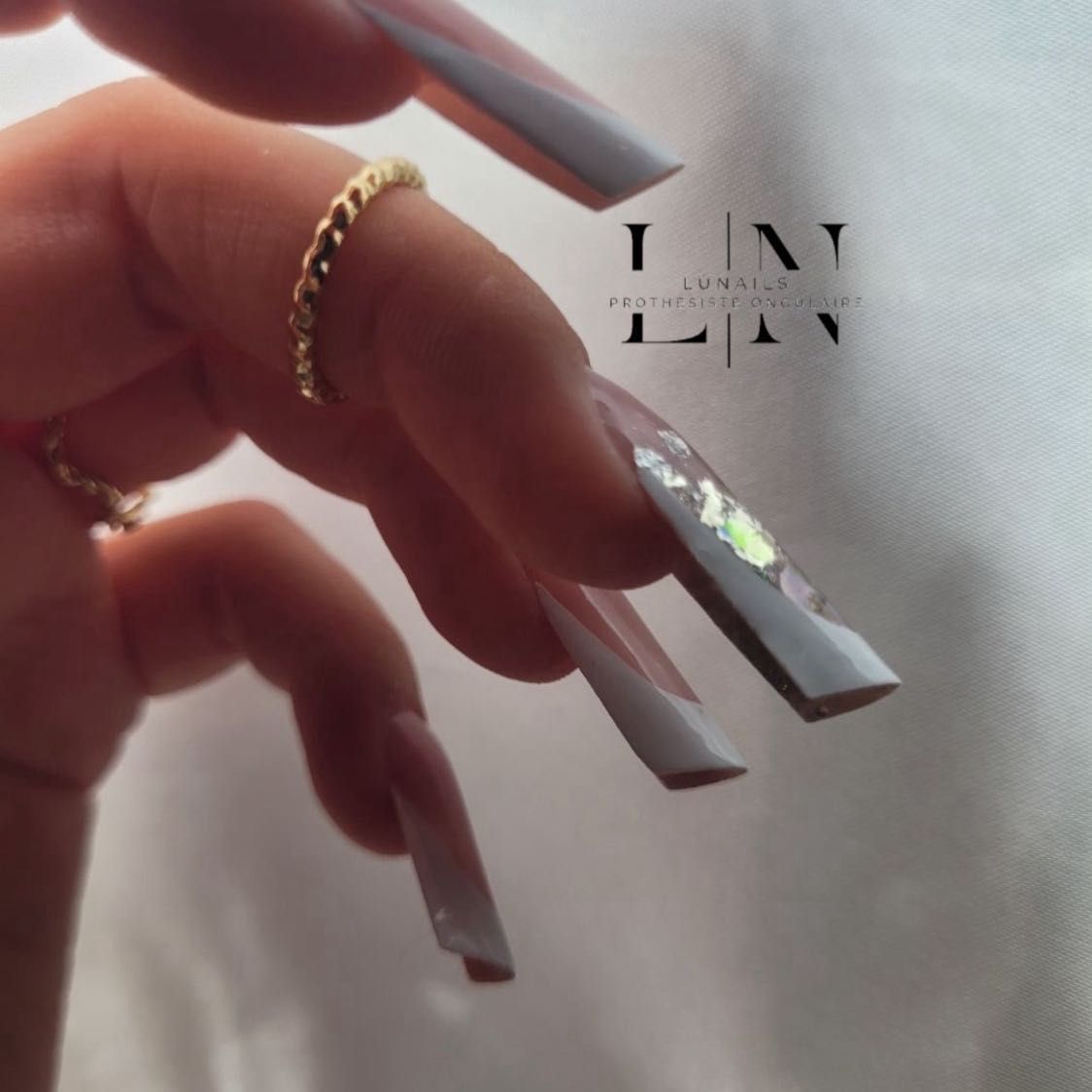 Lùnails, 28 Rue des Arènes, 39100, Dole