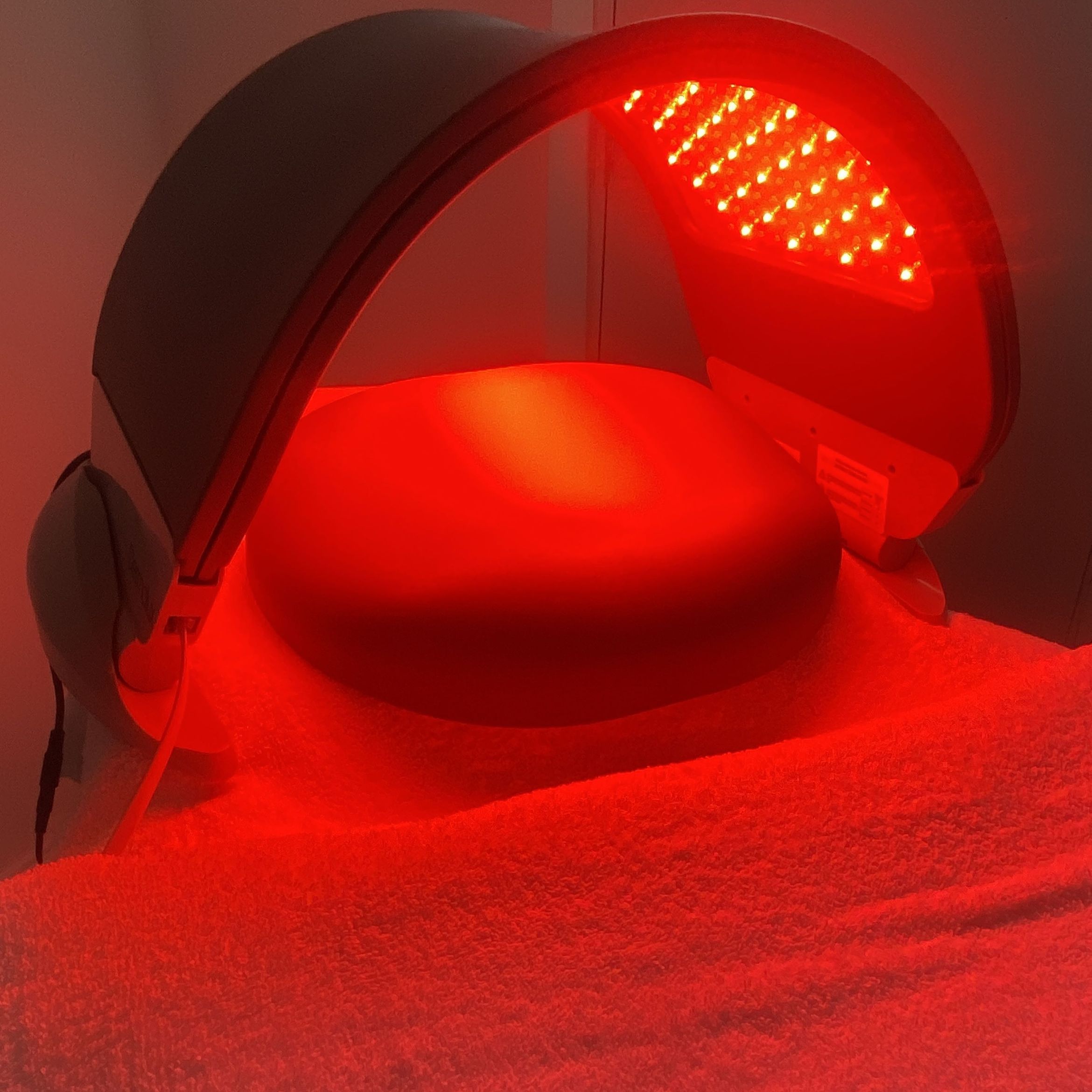 Dermalux LED Light Therapy Facial portfolio