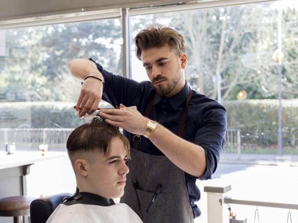 James Lawrence - Las Barbers Chalfont St Peter™