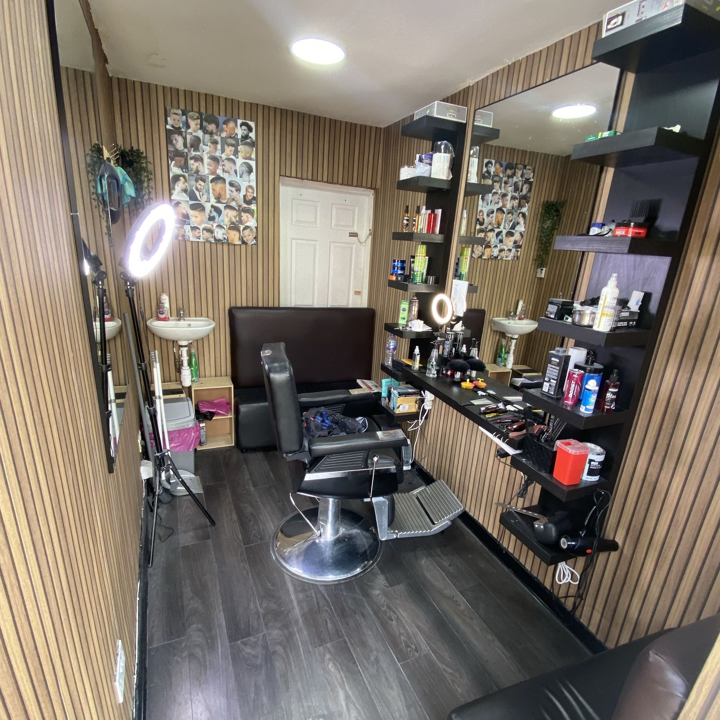 Dee’s barber, 22 Chapel Road, It’s back unit, IG1 2AG, Ilford, Ilford