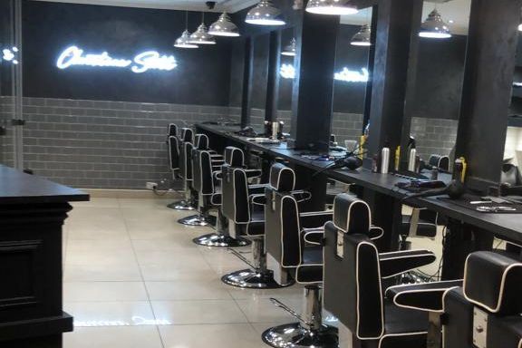 Best hairdressers specialising in styling Afro hair in Lindley
