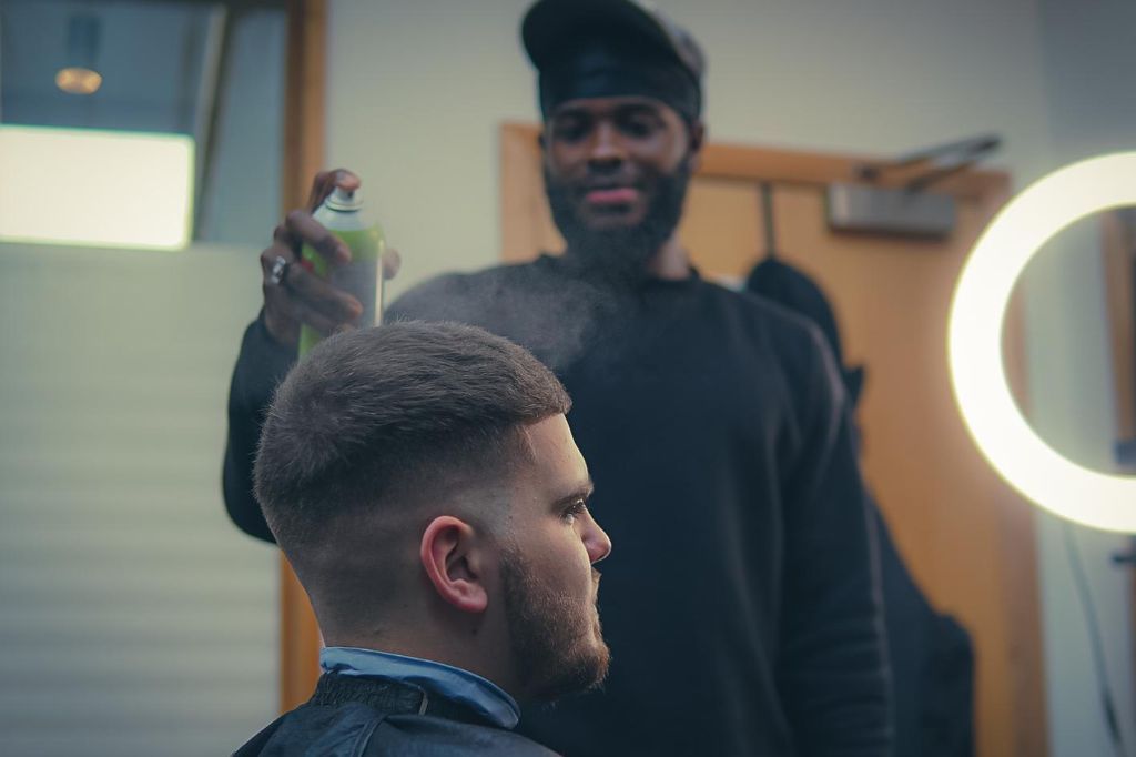 TOP 20] Barbers near you in Merton - Find the best barber shop & mobile  barber!