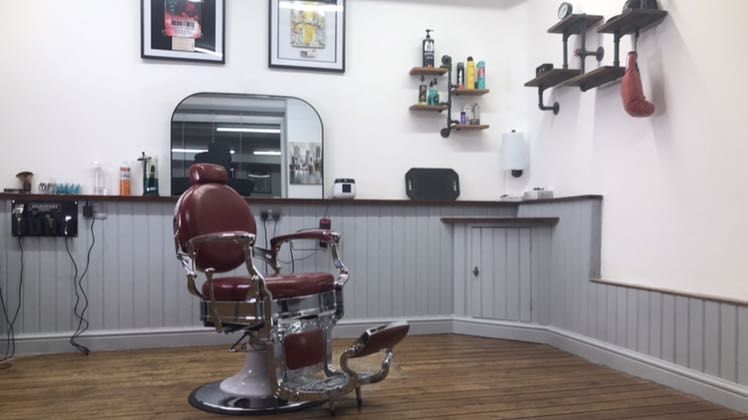 Foils  Hairdressing Salon - 64 Lyndhurst Rd, Burnley, BB10 4DX