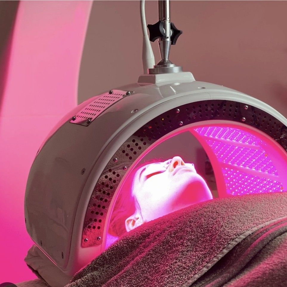 Facial - LED Light Therapy+ Cleansing portfolio