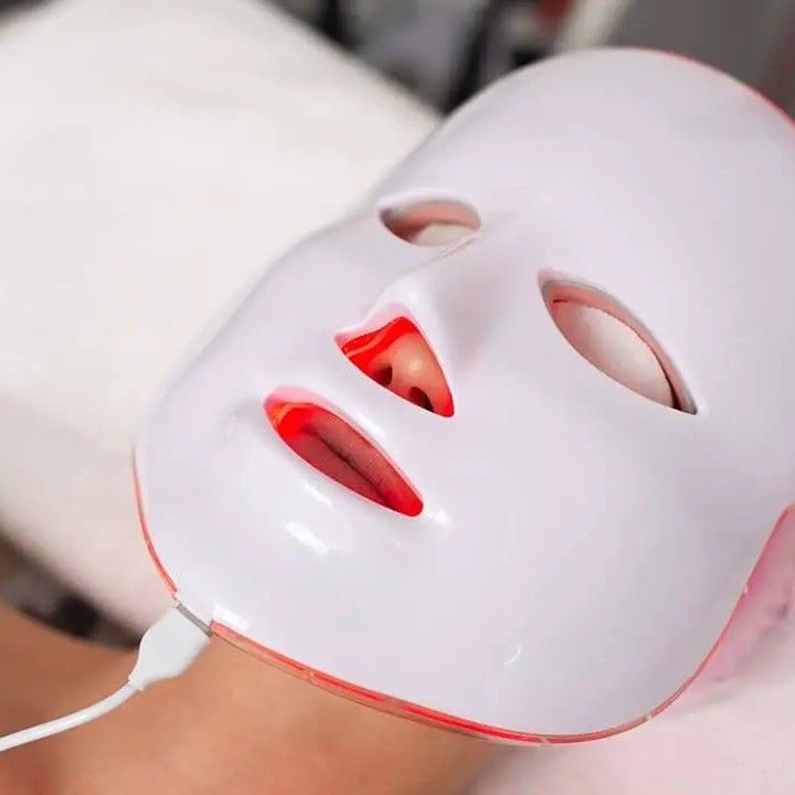 LED Light Therapy mask (Course Of 6) portfolio