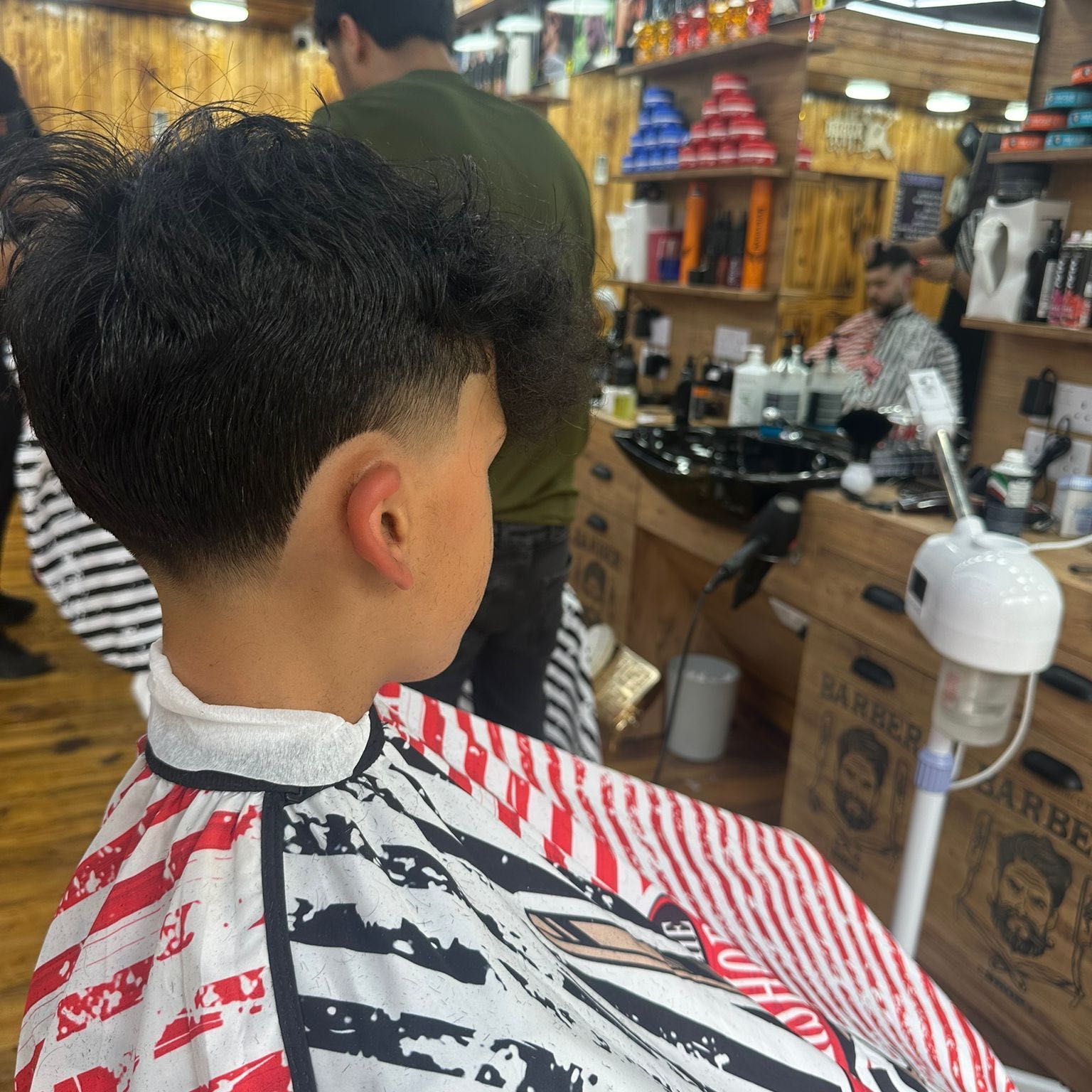 istanbul barbers, 130high street nailsea, BS48 1AH, Somerset