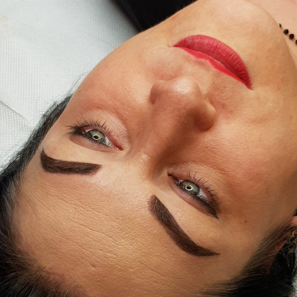 Portfolio usługi Makijaż permanentny kreska górna - eyeliner