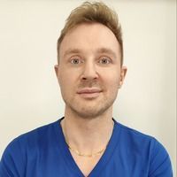 Dr n. med. Dominik Ludew - Ruczaj Clinic