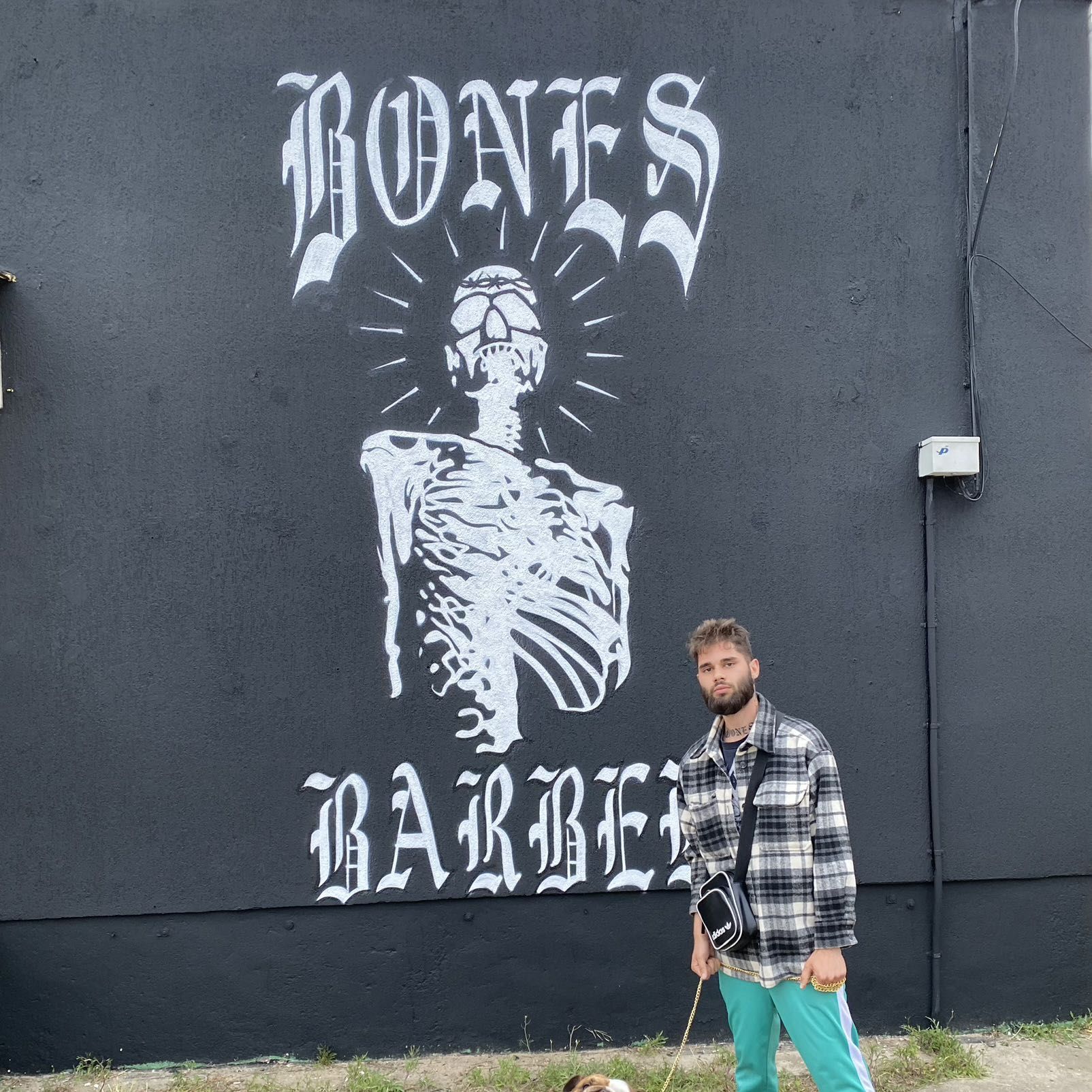 Bones Barber, Ul. Polanki 83, Klatka b, 80-302, Gdańsk