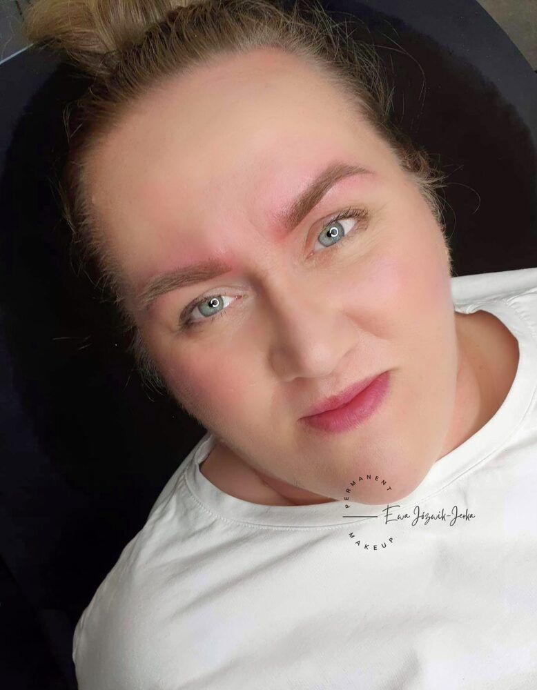 Portfolio usługi Makijaż permanenty brwi