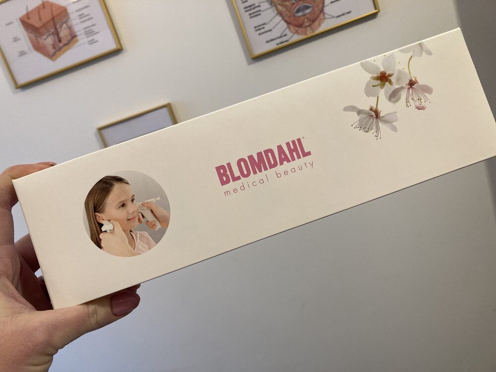 Portfolio usługi Przekłuwanie obu uszu jednocześnie Blomdahl