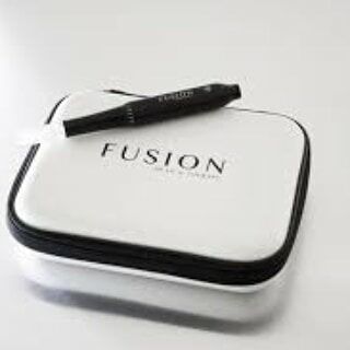 Portfolio usługi Derma Fusion Pen Platinum dłonie +ampułka do me...