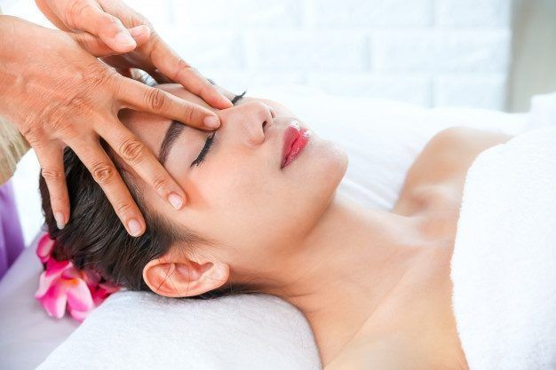 Portfolio usługi Indyjski masaż głowy/Indian head massage