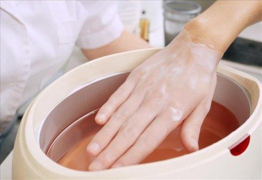 Portfolio usługi Kąpiel parafinowa z peelingiem dłoni (do innego...