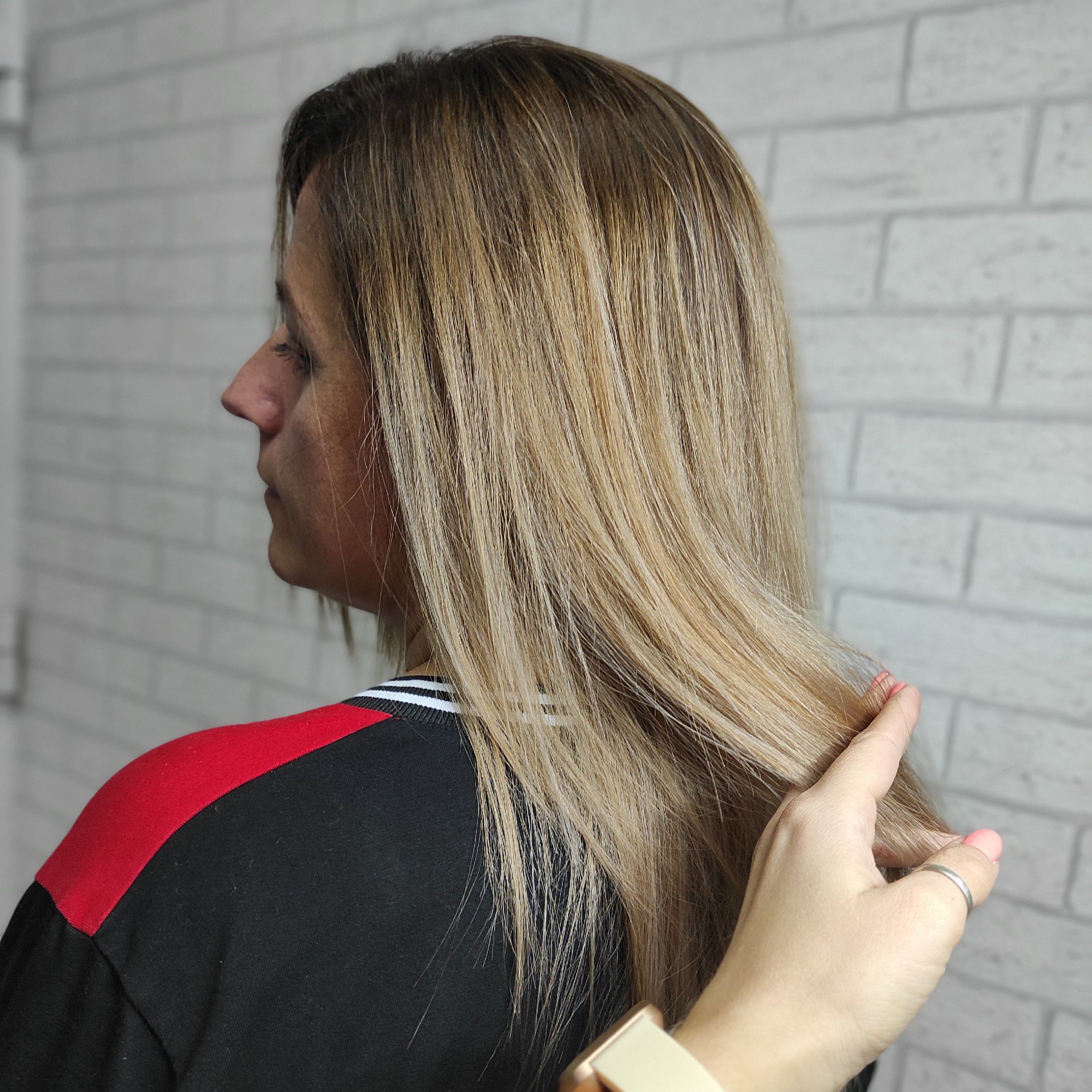 Portfolio usługi Sombre z dekoloryzacją włosy długie