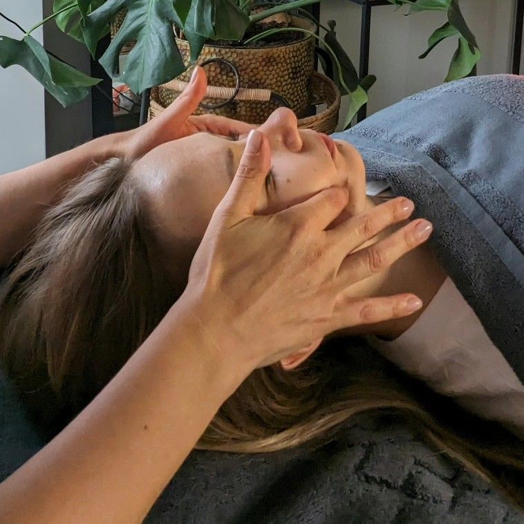Portfolio usługi REFLEKSOLOGIA 💆‍♀️+masaż rozluźniający twarzy