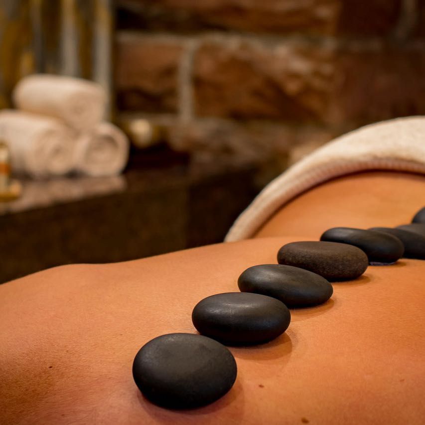 Portfolio usługi Hot Stone Massage