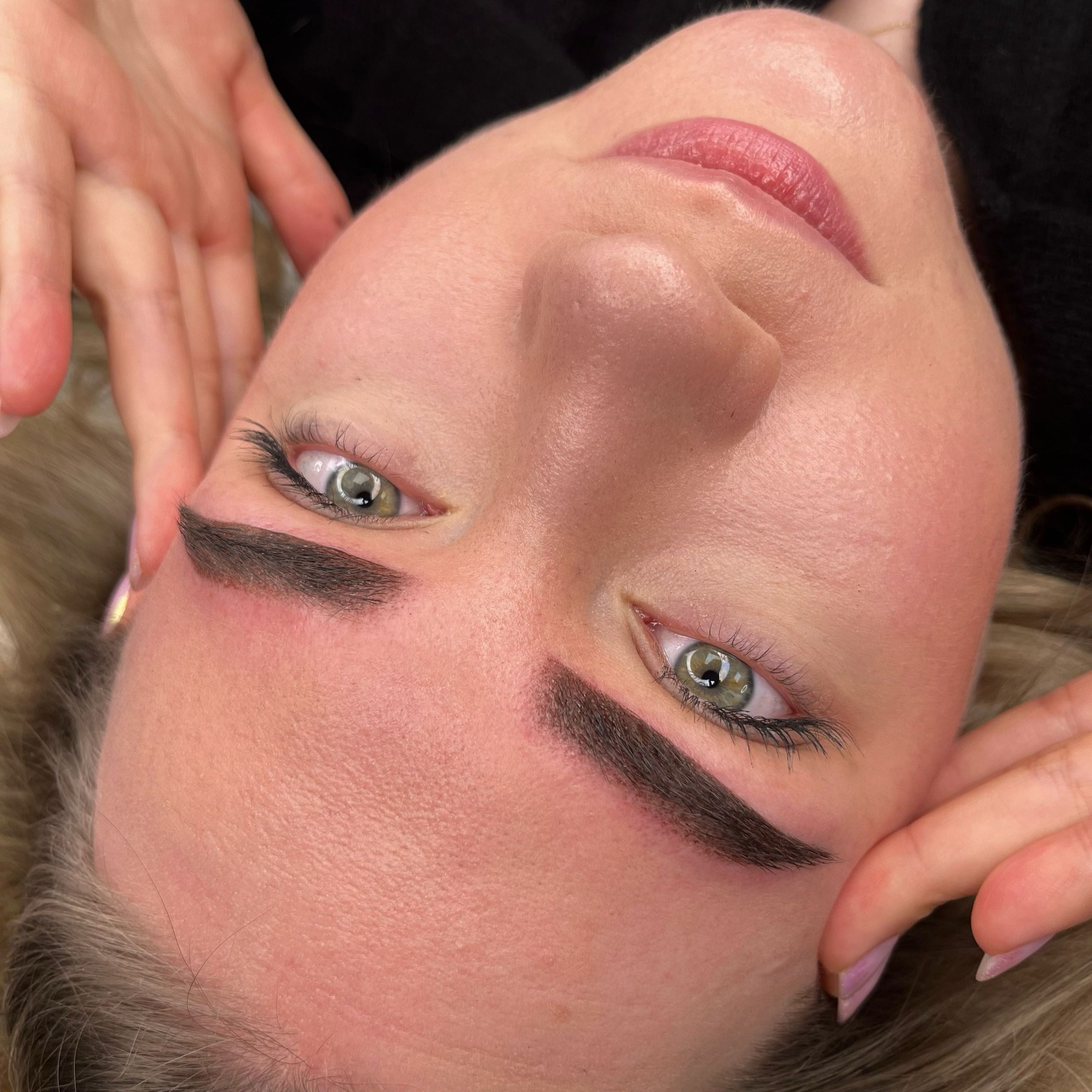 Portfolio usługi Makijaż permanentny brwi Galaxy Brows