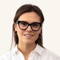Karolina Jaroch - Esti Life - profesjonalna pielęgnacja skóry