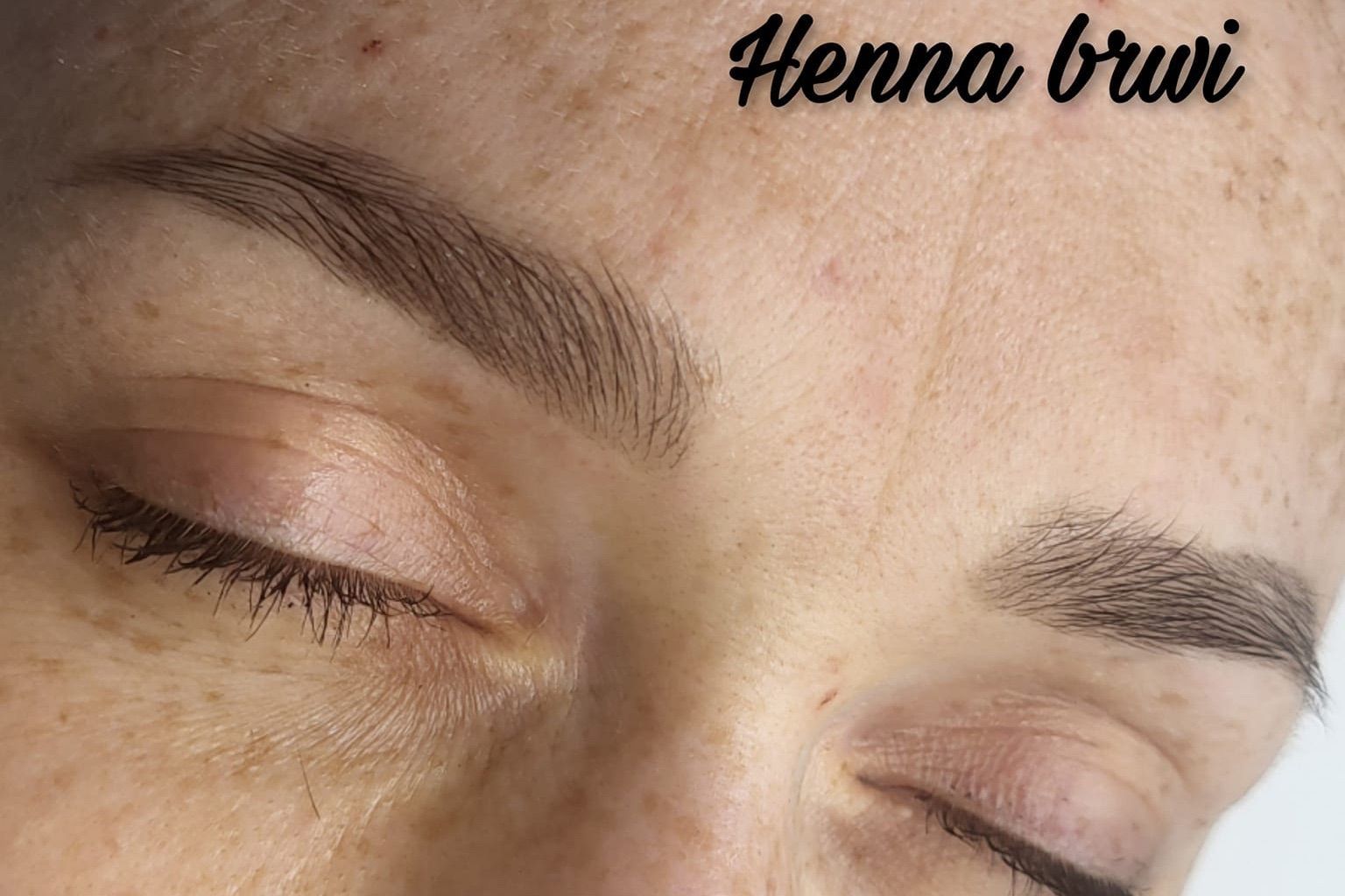 Portfolio usługi Henna Brwi || Zwykła (tradycyjna) żelowa