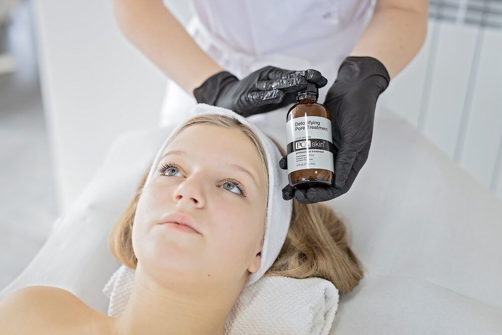 Portfolio usługi Detoxifying Pore Treatment PCA Skin - oczyszcza...