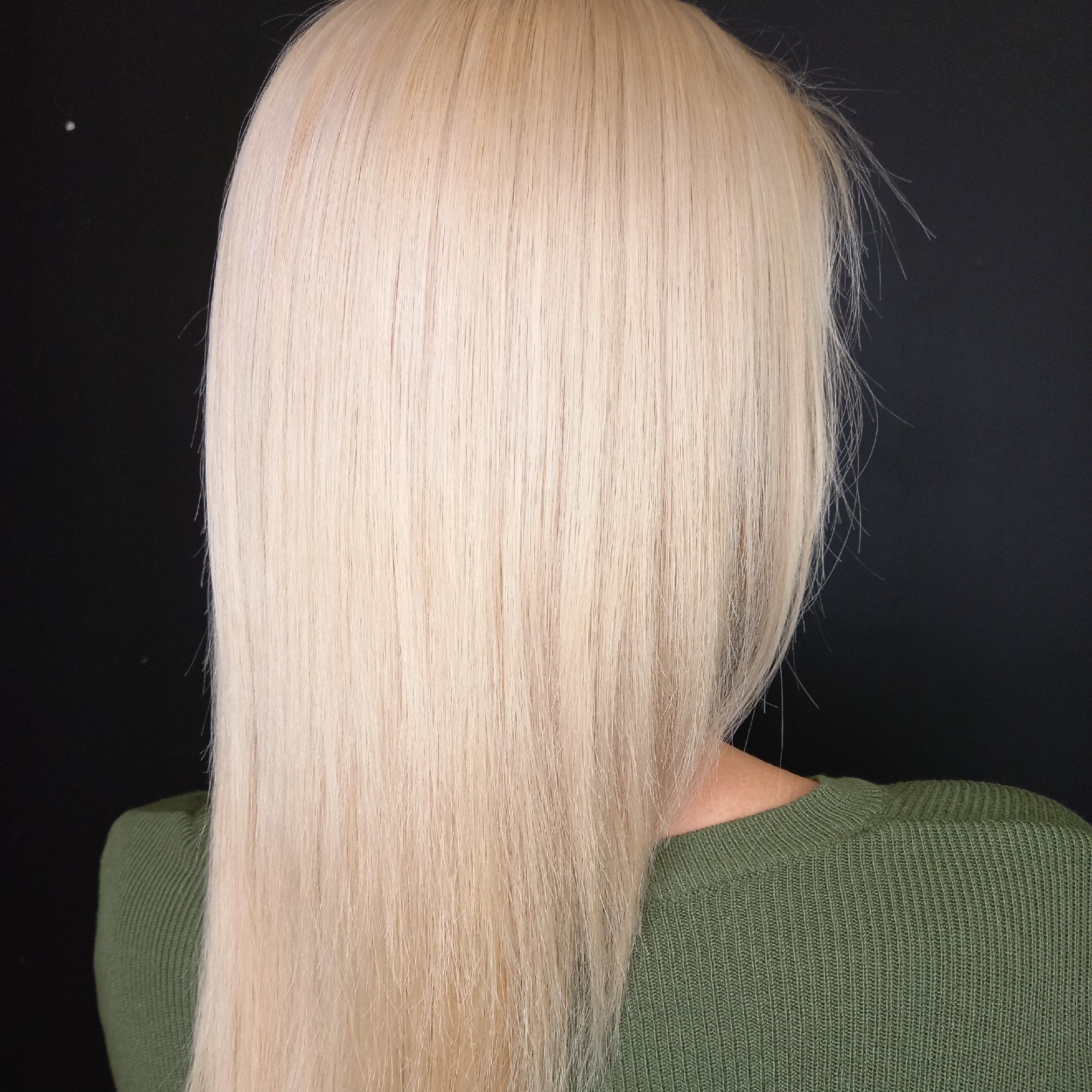 Portfolio usługi Farbowanie włosòw na blond