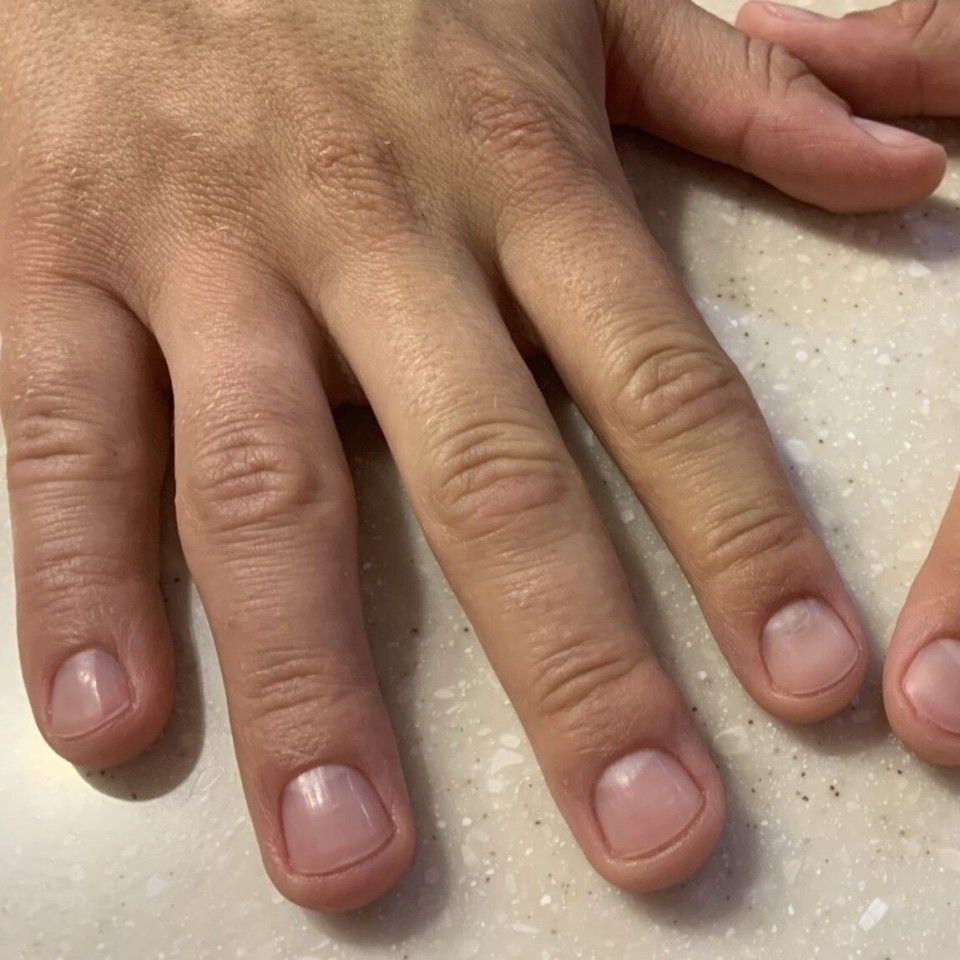 Portfolio usługi Manicure MEN

+ Masaż dłon