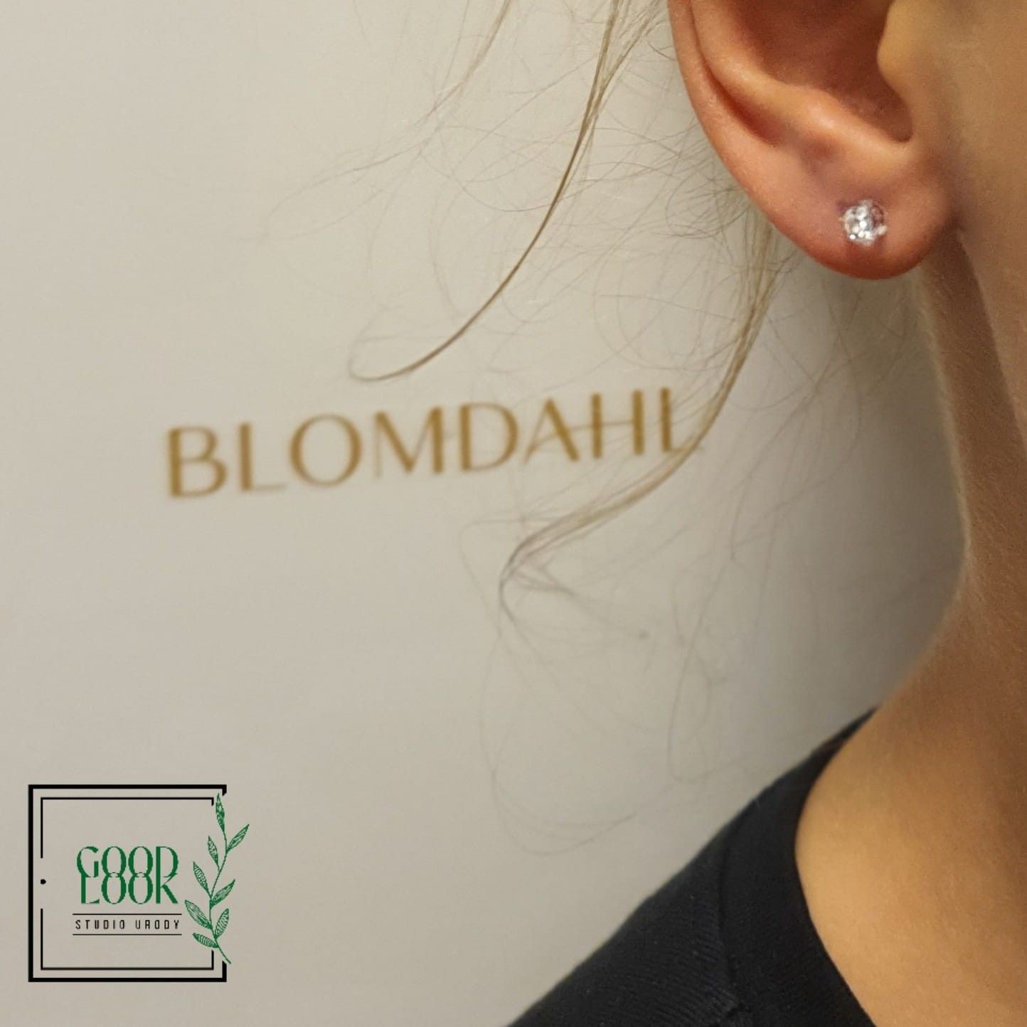 Portfolio usługi Przekłuwanie uszu z kolczykami Blomdahl