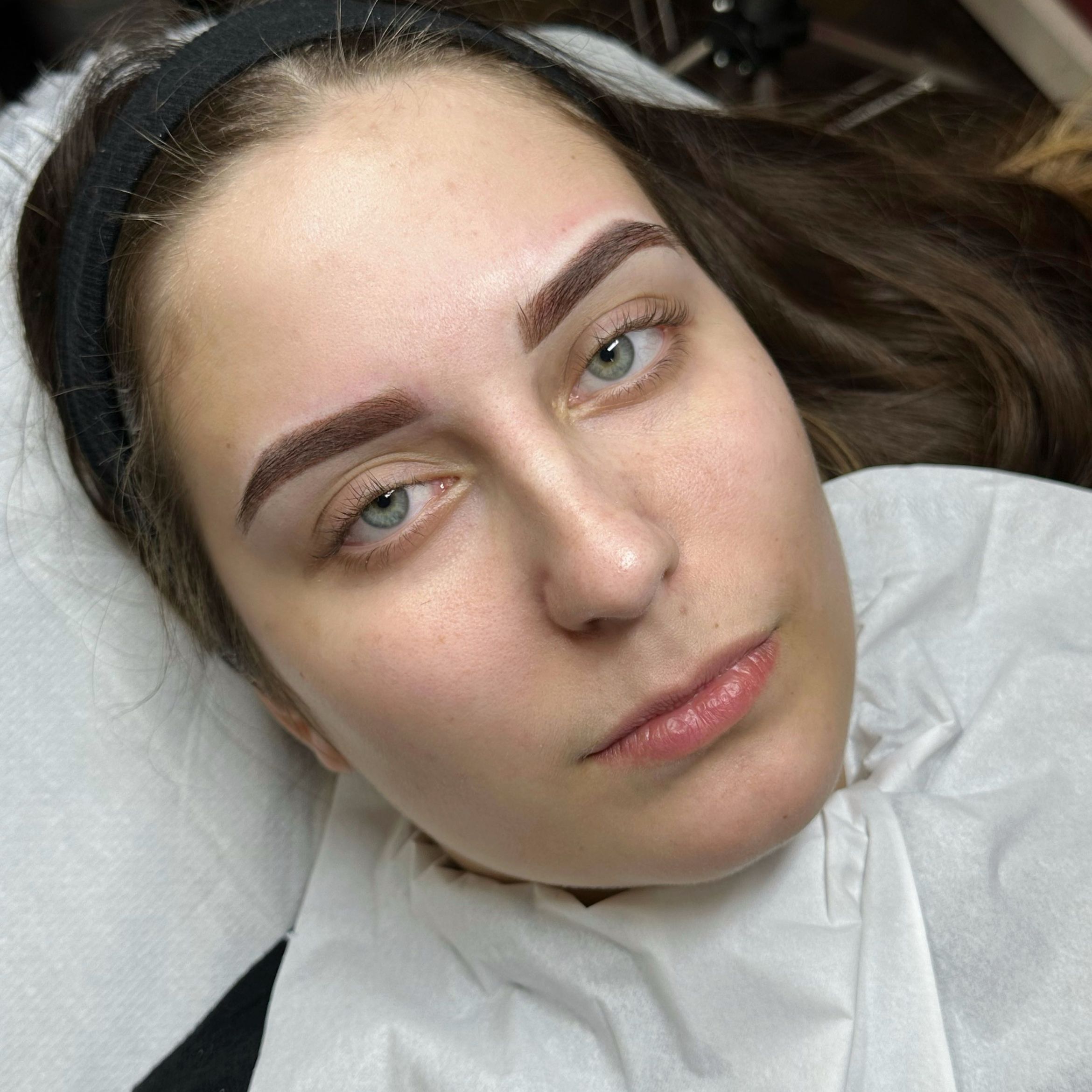 Portfolio usługi Makijaż permanentny brwi OMBRE (naturalny efekt)