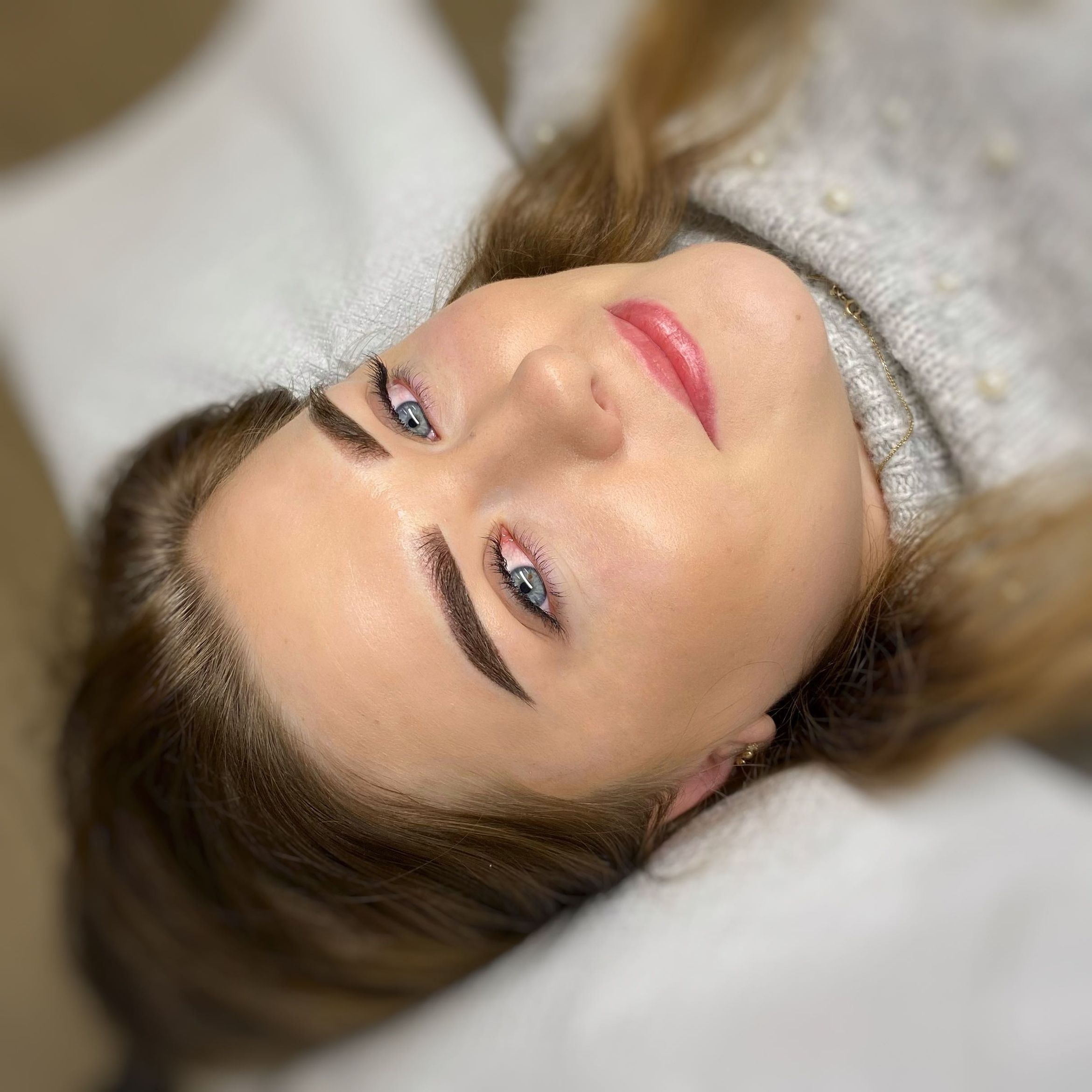 Portfolio usługi Makijaż permanentny brwi - metoda OMBRE