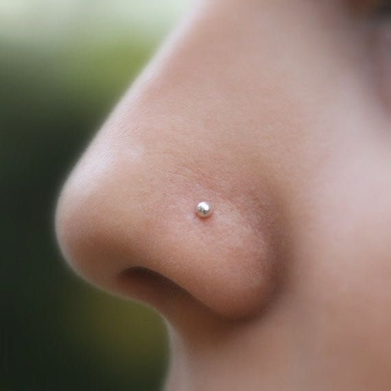 Portfolio usługi Piercing nosa - Nostril