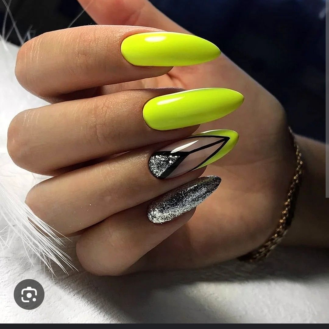 Viktoriia Zhylenok Nail Art, Niegolewskich 10/2, +48722716633, 60-232, Poznań, Grunwald