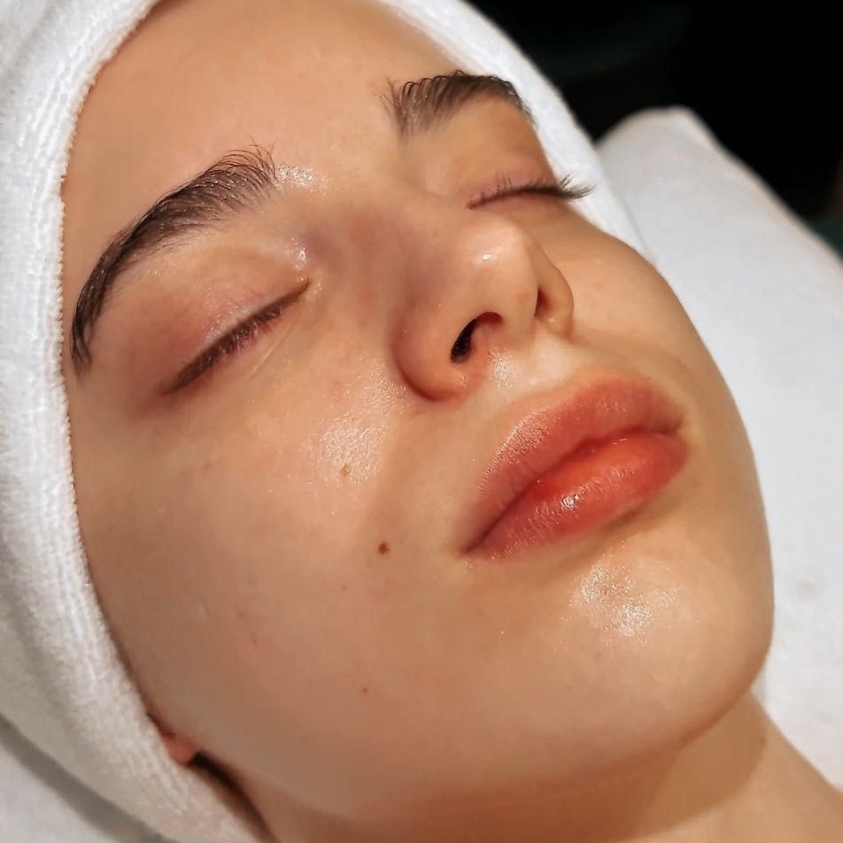 Portfolio usługi Masaż twarzy drenaż limfatyczny