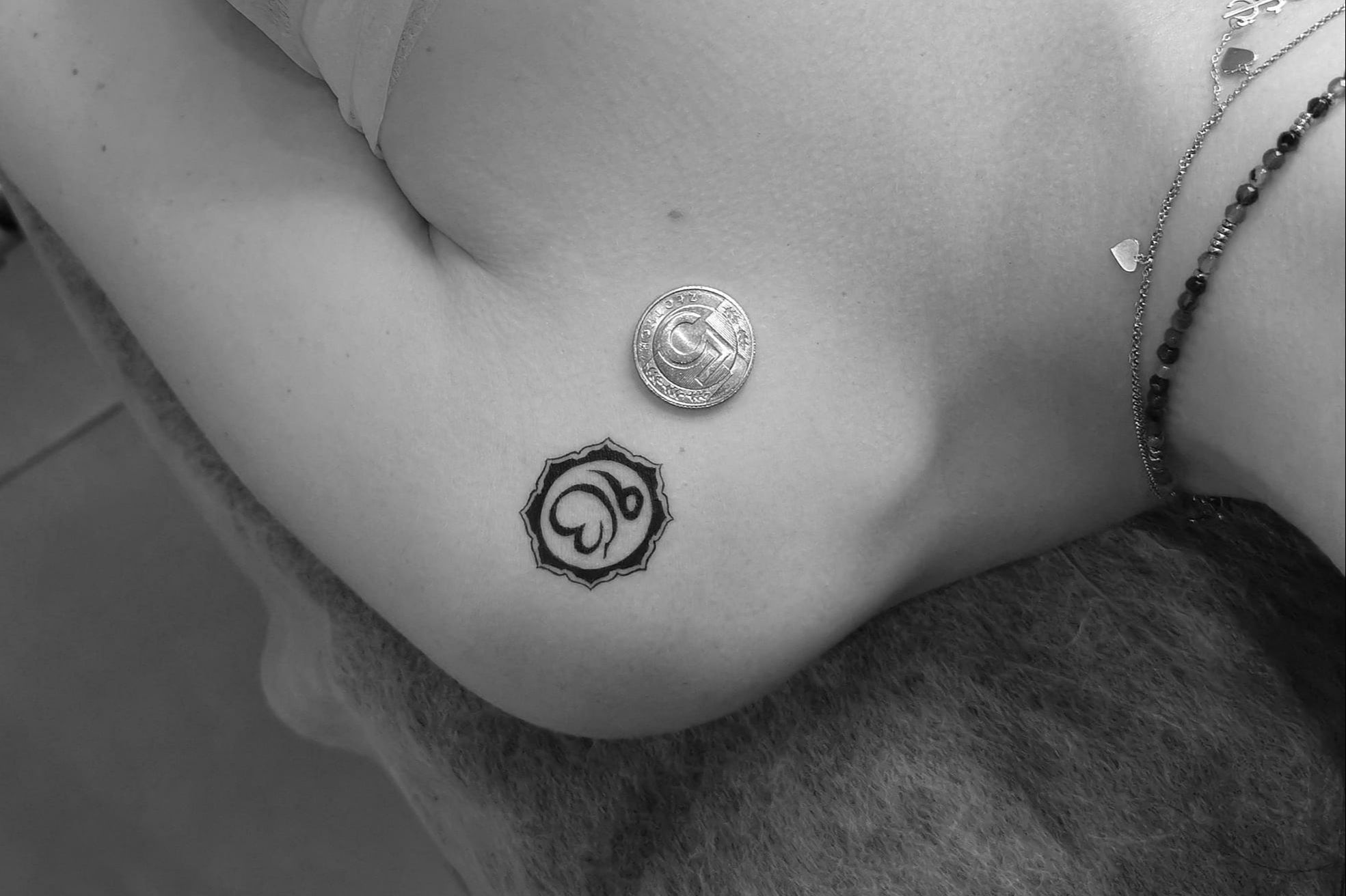Portfolio usługi Tatuaż biżuteryjny Small Tattoo