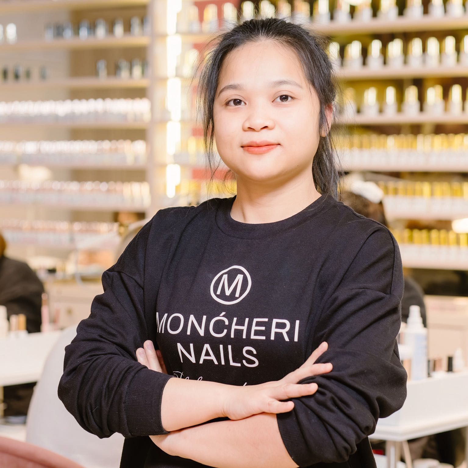 Iza Yến - Moncheri Nails