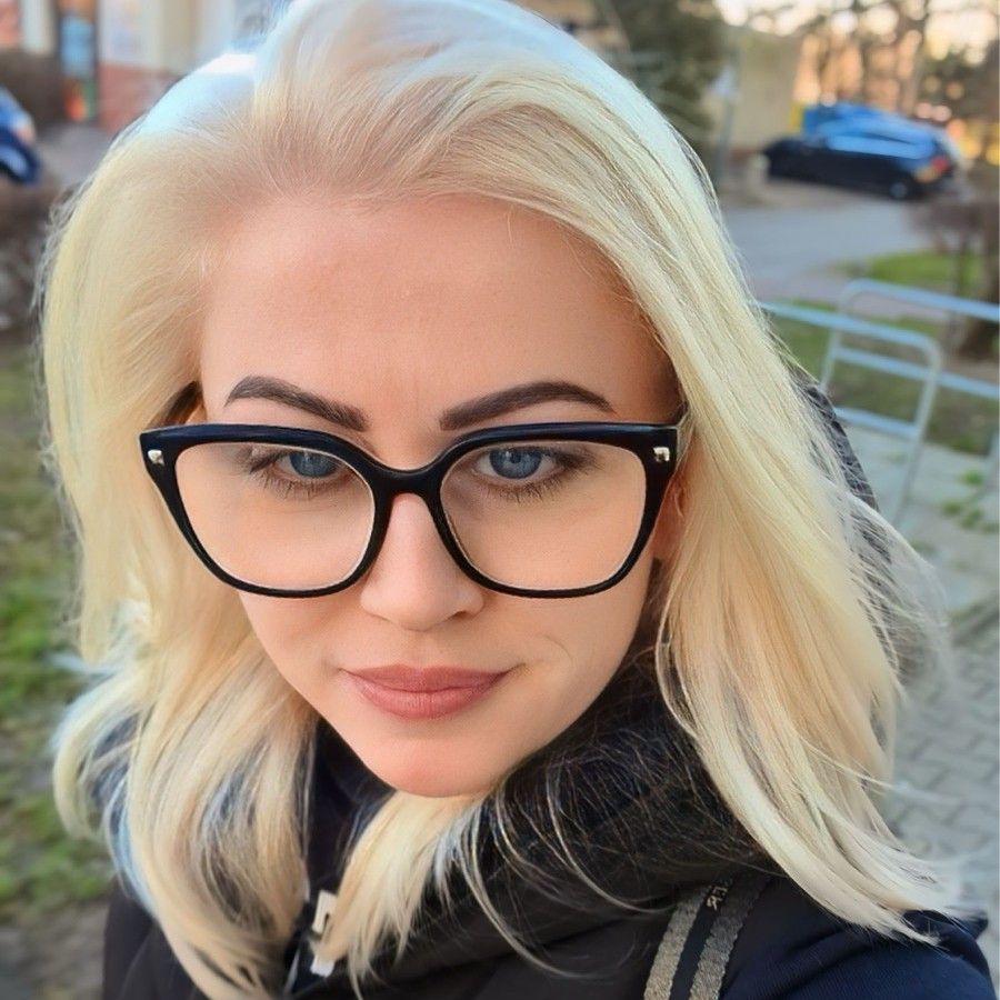 Julia - HairCare Kościuszki